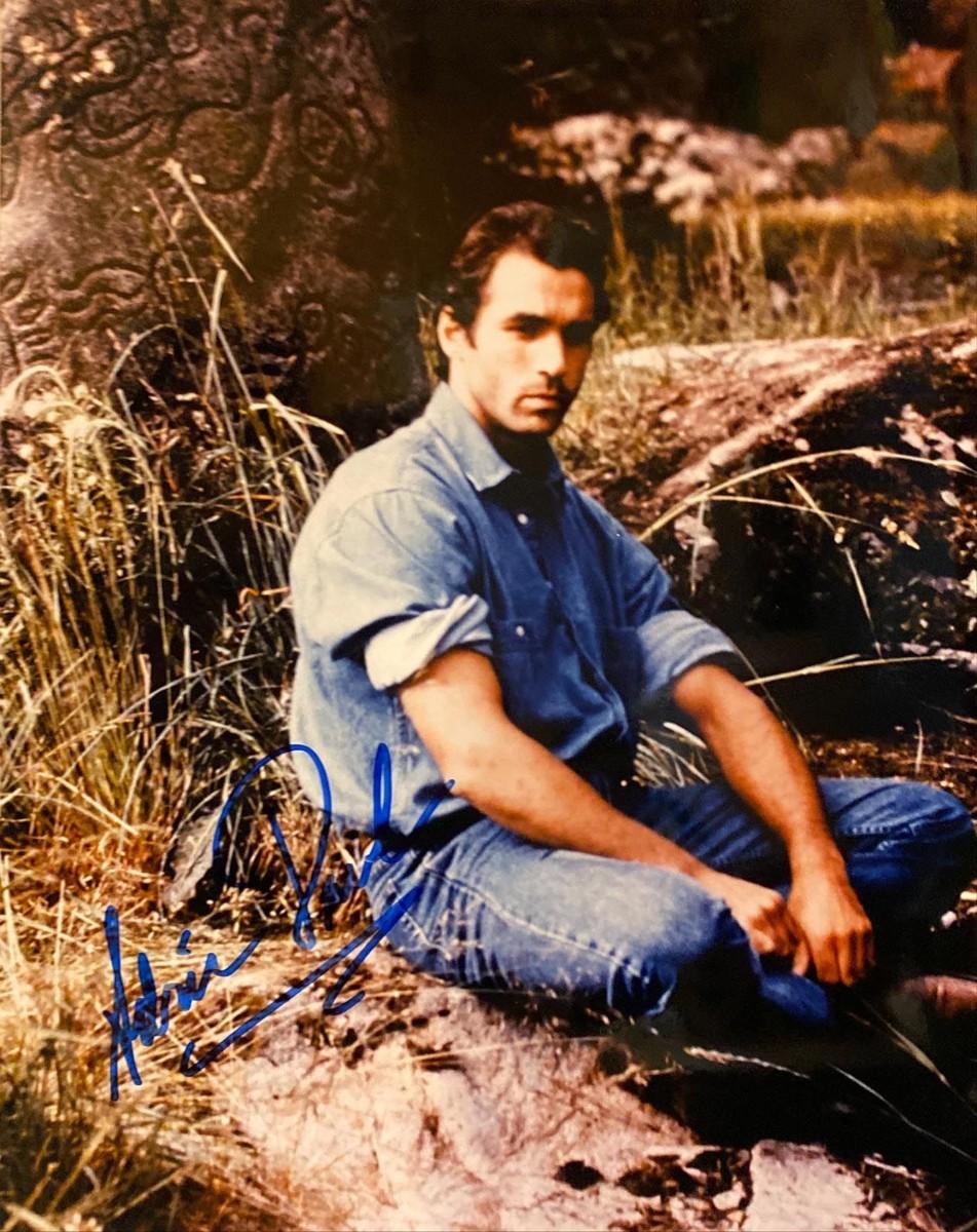Adrian Paul signed photo | EstateSales.org