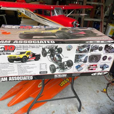 SC 10 Short Course Model Car
