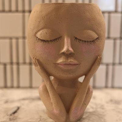 Face Planter Pot