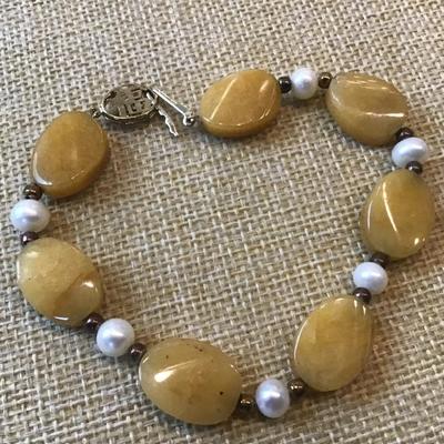 Pearl And Precious Asian Style Bracelet  vintage
