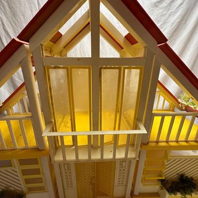 Retro Doll House (BO-KL)