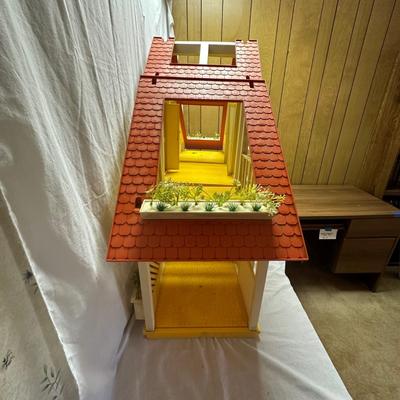 Retro Doll House (BO-KL)