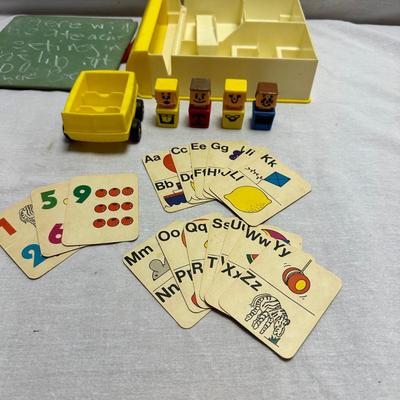 Fisher Price Merry-Go-Round & More (BO-KL)