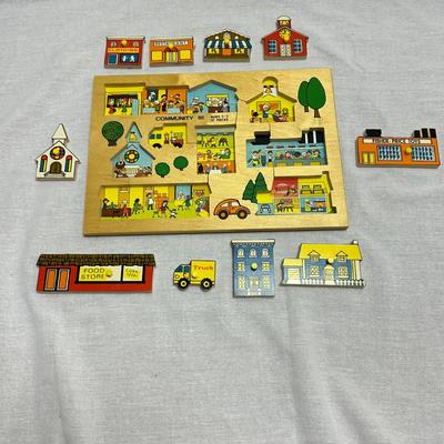 Fisher Price Wooden Puzzles & "Snoopy" Puppy on a Leash (BO-KL)