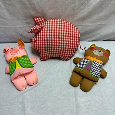 Collection of Raggedy Ann Dolls, Stuffed Animals & Children's' Books (BO -KL) (