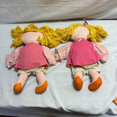 Collection of Raggedy Ann Dolls, Stuffed Animals & Children's' Books (BO -KL) (