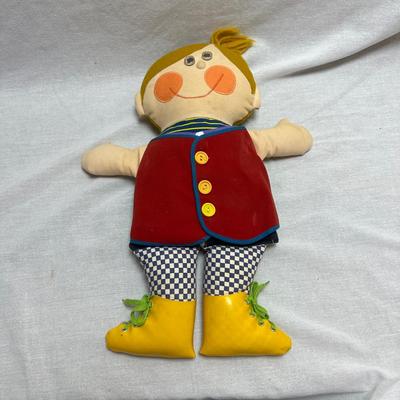 Collection of Raggedy Ann Dolls, Stuffed Animals & Children's' Books (BO -KL) (