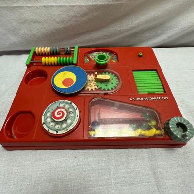 Fisher Price Family Play Farm with Animals & More (BO-KL)