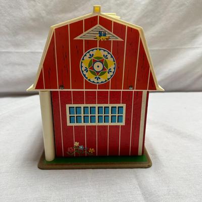 Fisher Price Family Play Farm with Animals & More (BO-KL)