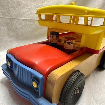 Vintage Playskool Schoolhouse with Playground & Retro-Style Camper (BO-KL)