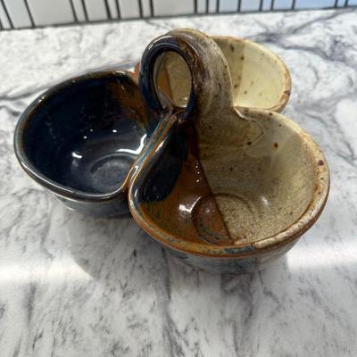 Glazed Stoneware Sauce Dish w/ Handle