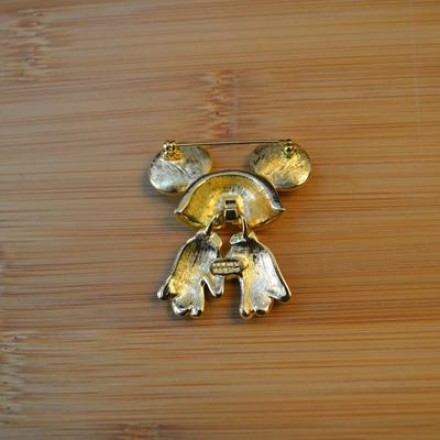 LOT 80. NAPIER MICKEY MOUSE DISNEY GOLD TONE CRYSTAL BROOCH/PIN