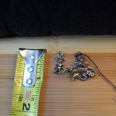 LOT 86   DISNEY BRACELET CHARMS