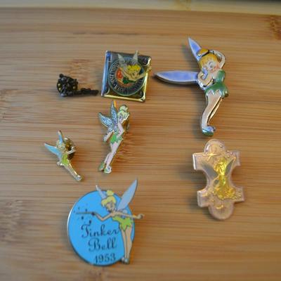 LOT 98.  DISNEY PINS