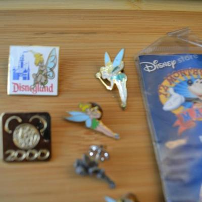 LOT 99. DISNEY PINS