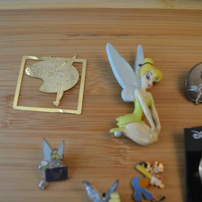 LOT 100. DISNEY PINS
