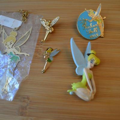 LOT 102. DISNEY PINS