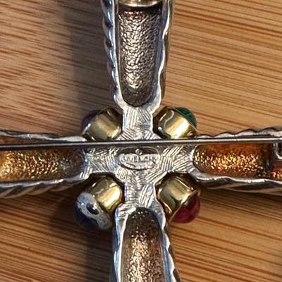 LOT 109. GIVENCHY GOLD TONE GLASS CABOCHON MALTESE CROSS BROOCH PIN