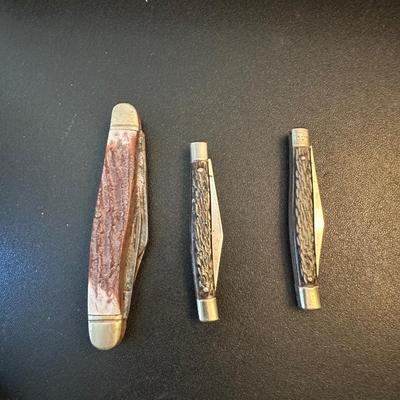 LOT 135. THREE  VINTAGE POCKET KNIFES