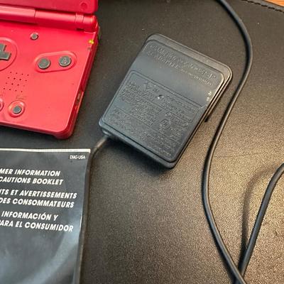 LOT 138 NINTENDO GAME BOY ADVANCE SP