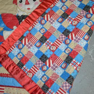 LOT 149. VINTAGE MAGIC MOUNTAIN THROW BLANKET & RAGGEDY ANN & ANDY BLANKET