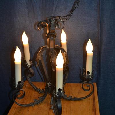LOT 155. SWAG LAMP LIGHT FIXTURE