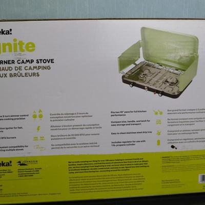 LOT 159.  IGNITE BRAND PORTABLE CAMP STOVE AND COLEMAN BATTERY POWERED LIGHT