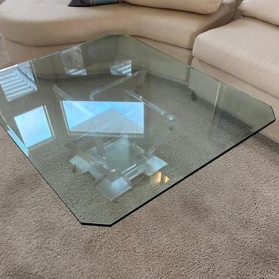 LOT 1:  LUCITE & GLASS COFFEE TABLE