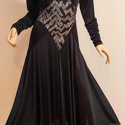 Vtg 1970s Silky black Jersey dress w/Brilliant Bodice