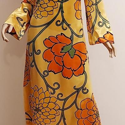 Vtg Floral Mod Maxi Golden Lady