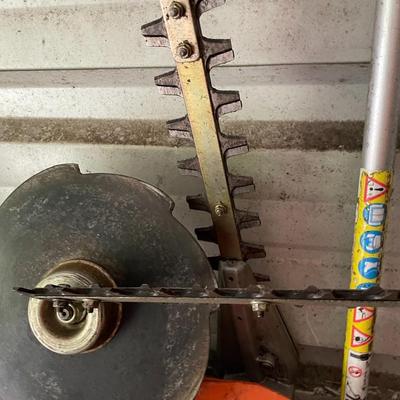 Stihl KM 90 R Pole Saw with Extension, heavy trim blade, Weedeater and Hedge Trimmer Attachments