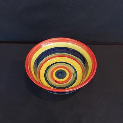 Traditional Scandinavian Wood Decor and  Folk Art Style Ceramic Serving Dishes (DR-BBL)