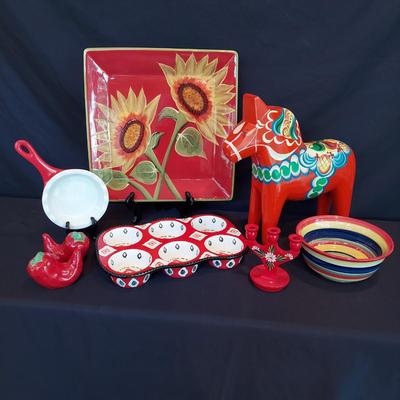 Traditional Scandinavian Wood Decor and  Folk Art Style Ceramic Serving Dishes (DR-BBL)