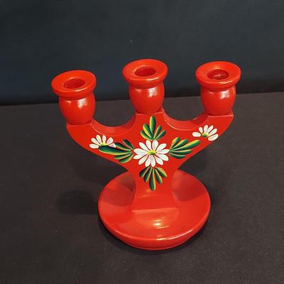 Traditional Scandinavian Wood Decor and  Folk Art Style Ceramic Serving Dishes (DR-BBL)