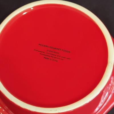 Traditional Scandinavian Wood Decor and  Folk Art Style Ceramic Serving Dishes (DR-BBL)