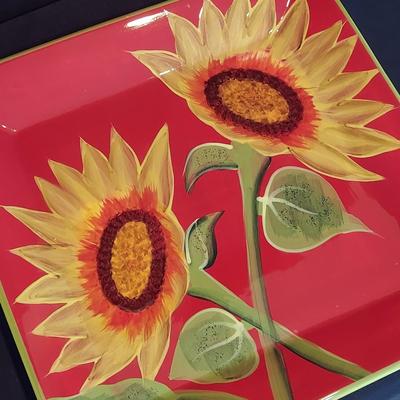 Traditional Scandinavian Wood Decor and  Folk Art Style Ceramic Serving Dishes (DR-BBL)