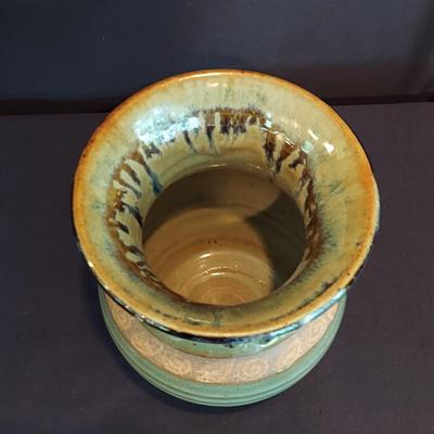 Signed Stoneware Decor and Serving Dishes (DR-BBL)