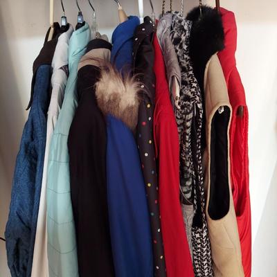 Women's Casual Coats and Vests Size M/L (HC-BBL)