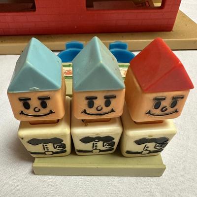 Fisher Price Sesame Street Playhouse & McDonalds (BO-KL)