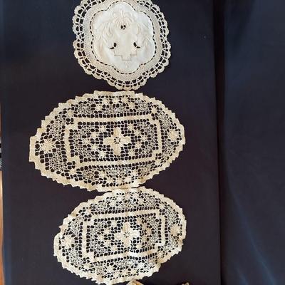 Vintage Table Linens (HC-BBL)