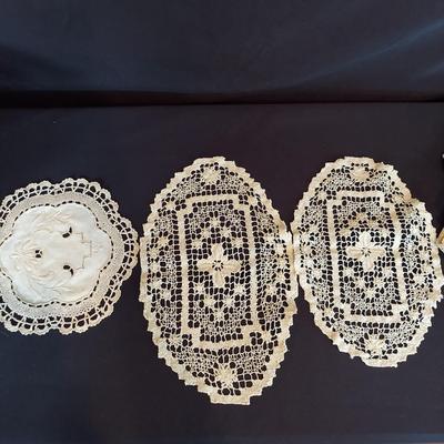 Vintage Table Linens (HC-BBL)