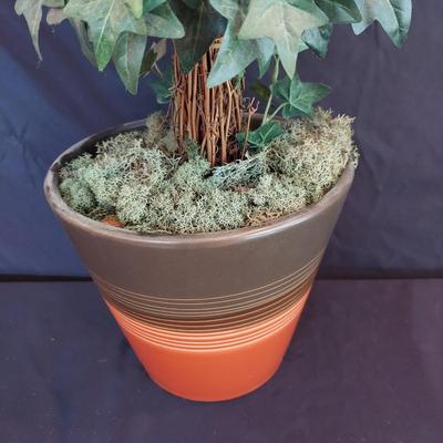 Faux Potted Plants and Topiaries (LR-BBL)