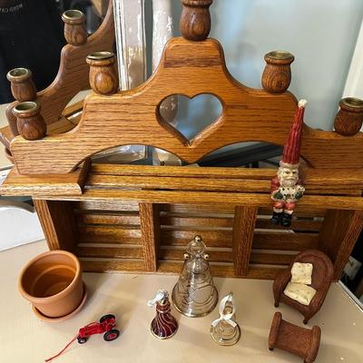 Wood showcase and heart candle holder