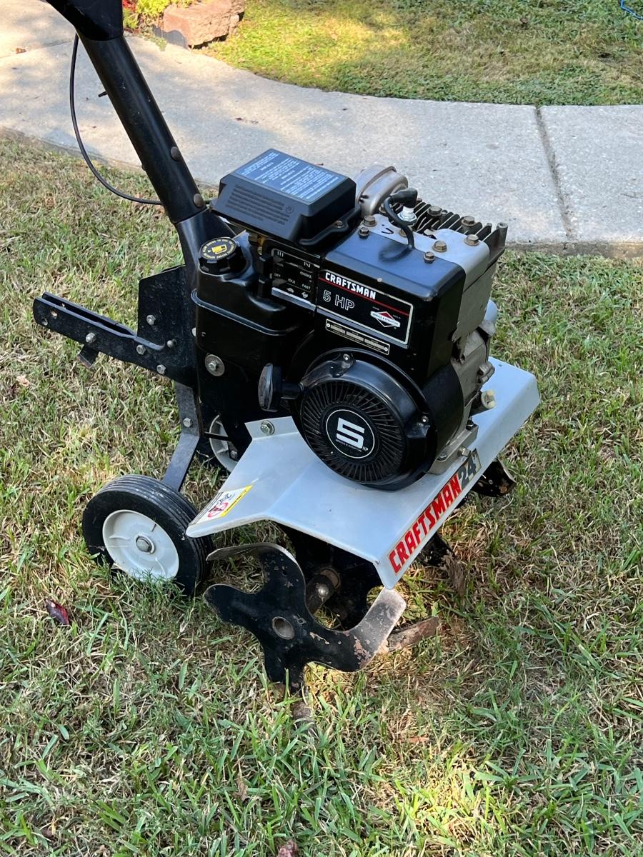 CRAFTSMAN 5HP 24" Front Tine Tiller *Read Details