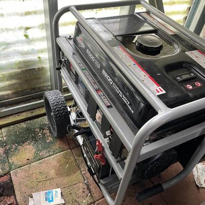 Briggs & Stratton 8200 Generator 6500