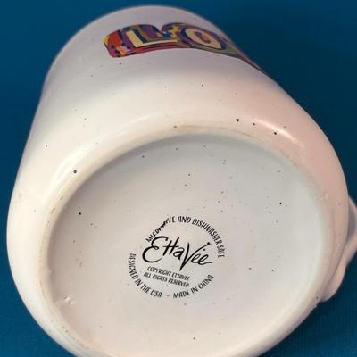 LARGE COLORFUL CERAMIC â€œLOVEâ€ COFFEE MUG RED INTERIOR