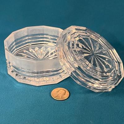 LIDDED CRYSTAL TRINKET BOX with FROSTED BAND ON SIDE
