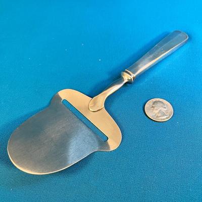 VINTAGE SILVER HANDLE â€œ90â€ CHEESE SLICER â€œROESTVRIJâ€ SLICER