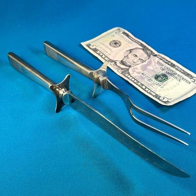 CLASSY VINTAGE CARVING SET FORK AND KNIFE SILVER PLATE HANDLES