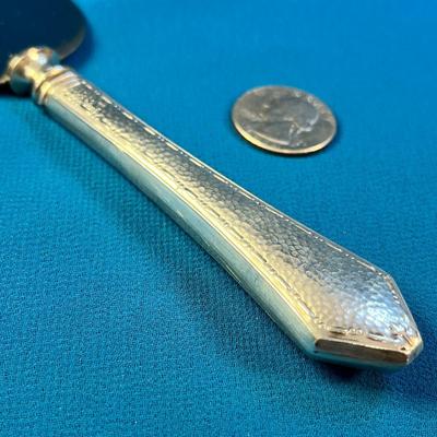 VINTAGE SHINY SILVER HANDLED PIE SERVER SPATULA